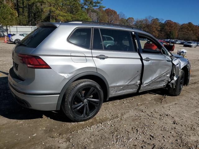 2023 Volkswagen Tiguan SE R-LINE Black