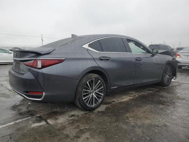 2022 Lexus ES 300H Base