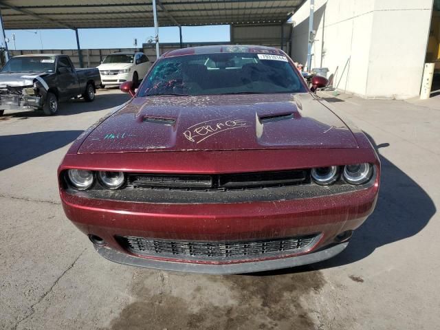 2017 Dodge Challenger SXT