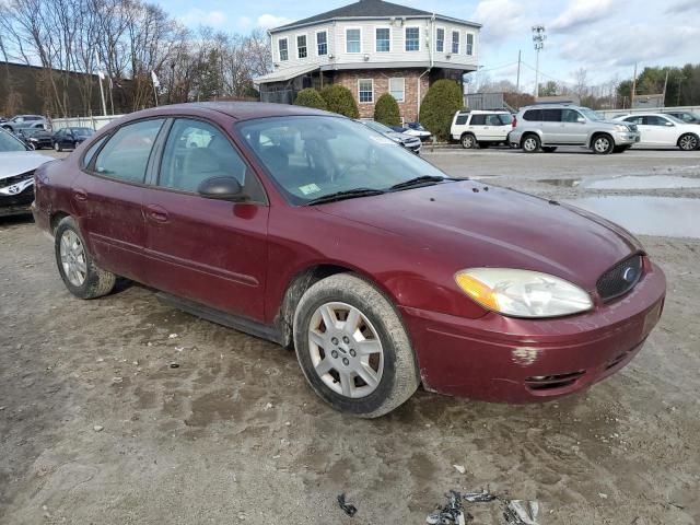 2005 Ford Taurus SE