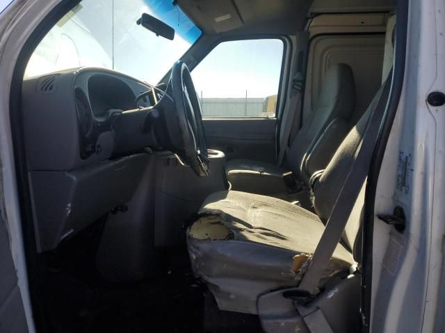 2002 Ford Econoline E150 Van