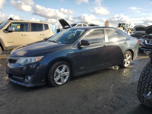 2014 Toyota Camry Hybrid