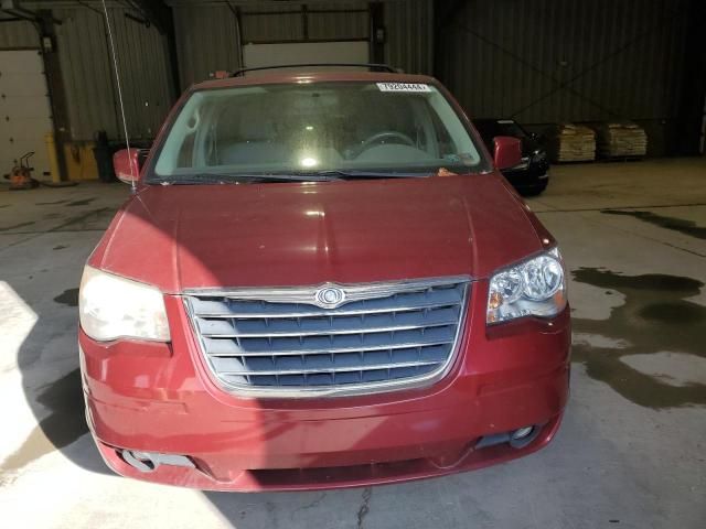 2010 Chrysler Town & Country Touring