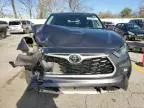 2022 Toyota Highlander L