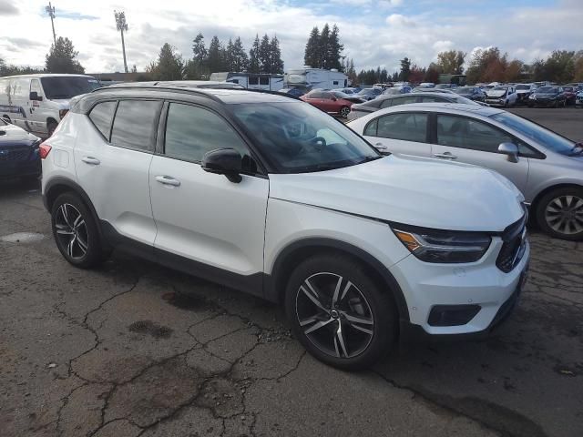 2021 Volvo XC40 T5 R-Design