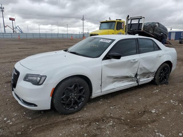 2019 Chrysler 300 Touring