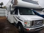 2009 Ford Econoline E450 Super Duty Cutaway Van