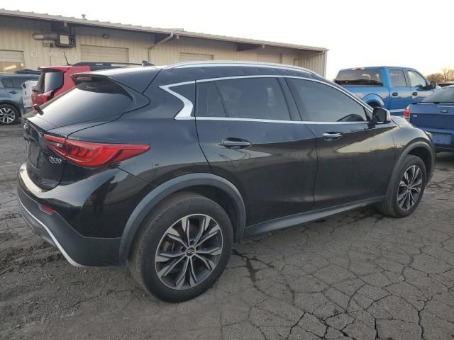 2018 Infiniti QX30 Base