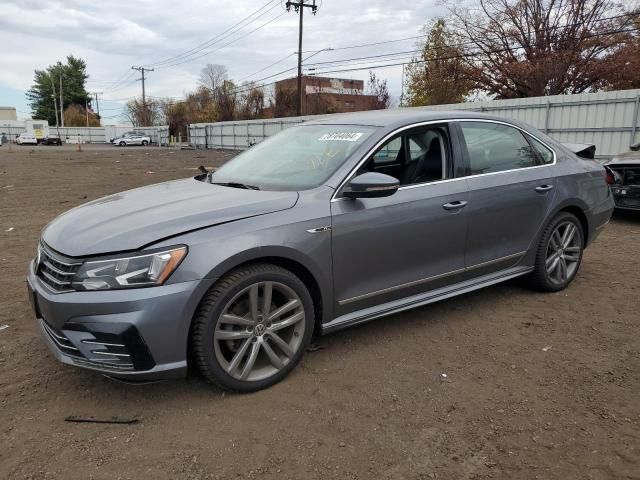 2017 Volkswagen Passat R-Line