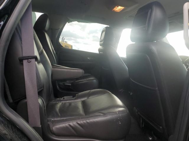 2011 Cadillac Escalade Luxury