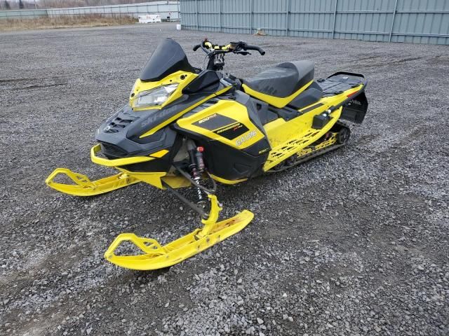 2020 Skidoo Renegade