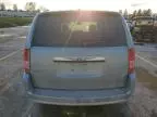 2009 Chrysler Town & Country LX