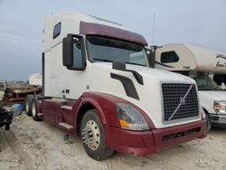 Salvage trucks for sale at Grand Prairie, TX auction: 2015 Volvo VN VNL