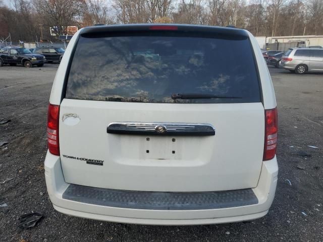 2008 Chrysler Town & Country Touring