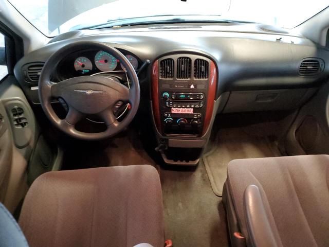 2006 Chrysler Town & Country