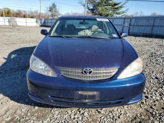 2004 Toyota Camry LE