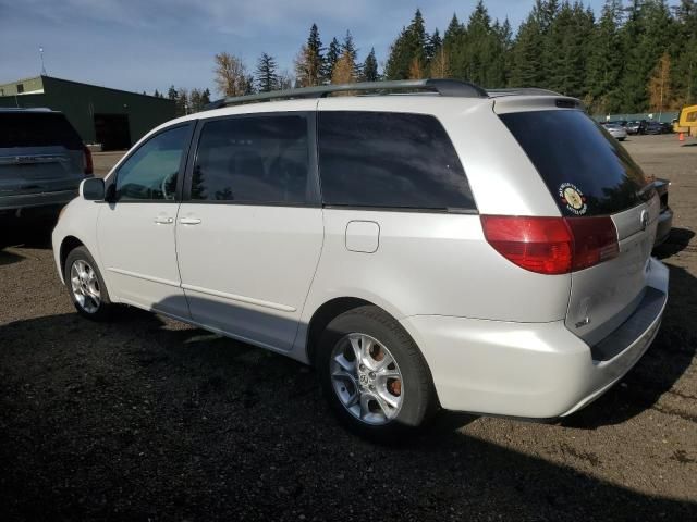 2004 Toyota Sienna XLE