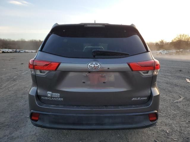 2019 Toyota Highlander SE