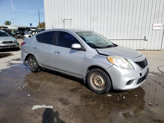 2013 Nissan Versa S