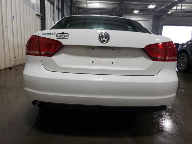 2013 Volkswagen Passat S