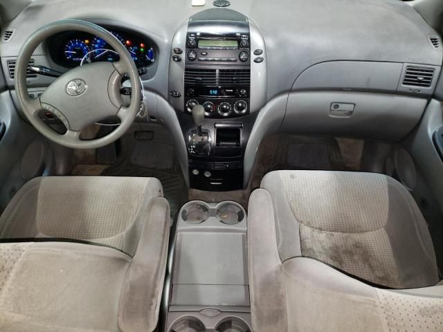 2008 Toyota Sienna CE