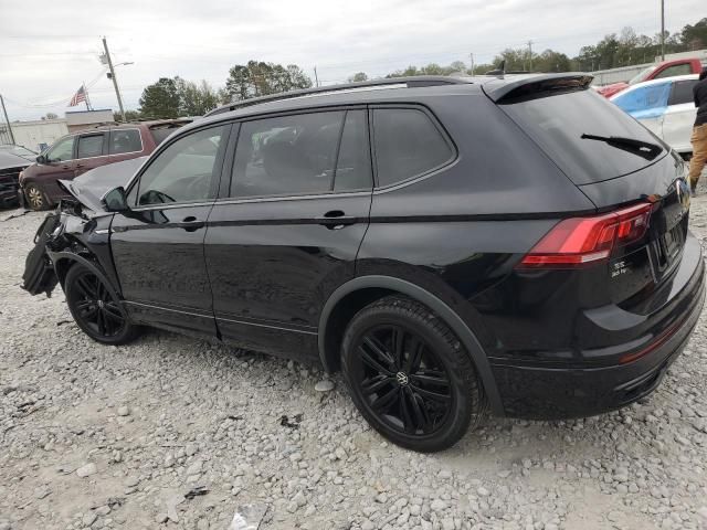 2022 Volkswagen Tiguan SE R-LINE Black