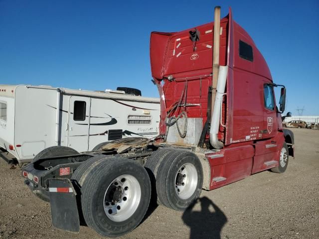 2010 Volvo VN VNL