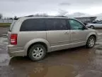 2009 Chrysler Town & Country Touring