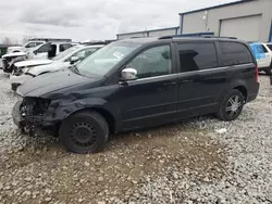 Carros salvage sin ofertas aún a la venta en subasta: 2008 Chrysler Town & Country Touring