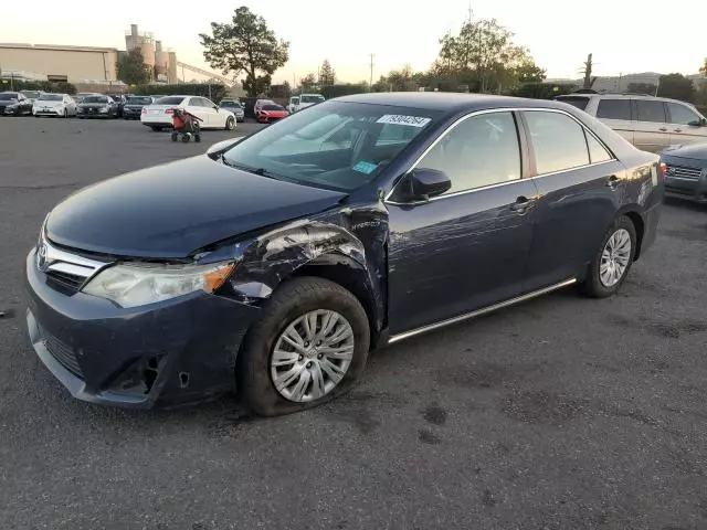 2014 Toyota Camry Hybrid