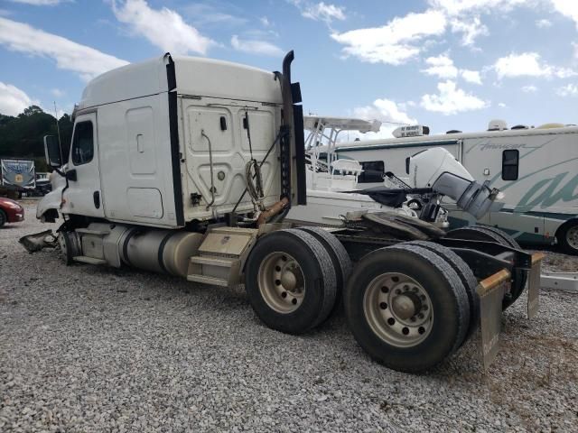 2018 Freightliner Cascadia 125