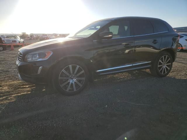 2016 Volvo XC60 T6 Platinum