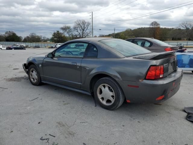 2004 Ford Mustang