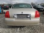 2010 Lincoln Town Car Signature Limited