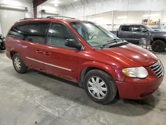 2007 Chrysler Town & Country Touring