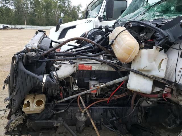 2007 Freightliner Conventional Columbia