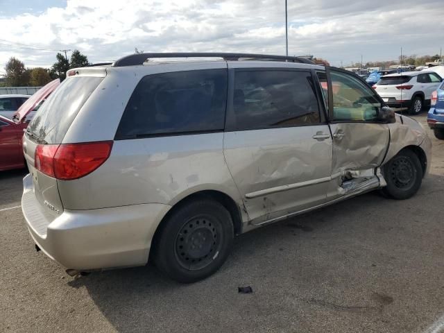 2009 Toyota Sienna CE