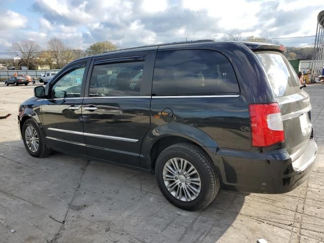 2015 Chrysler Town & Country Touring L