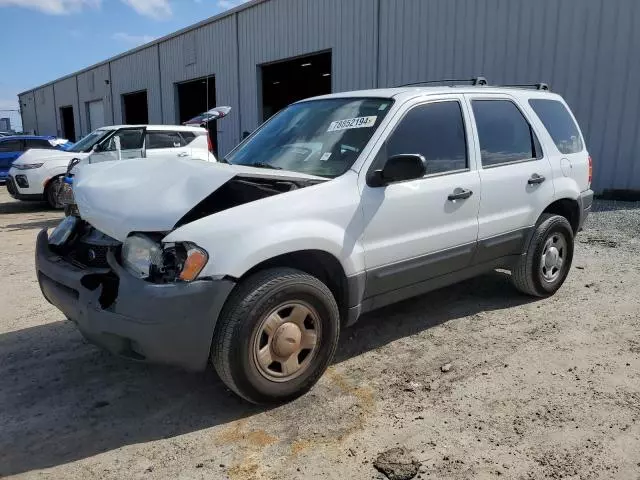 2004 Ford Escape XLS