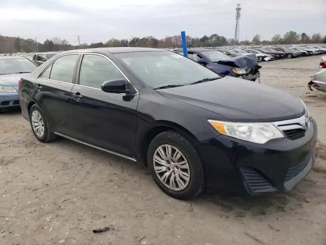 2014 Toyota Camry Hybrid