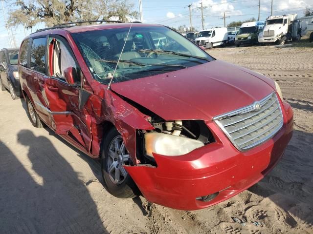 2009 Chrysler Town & Country Touring