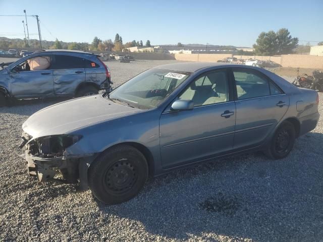 2004 Toyota Camry LE