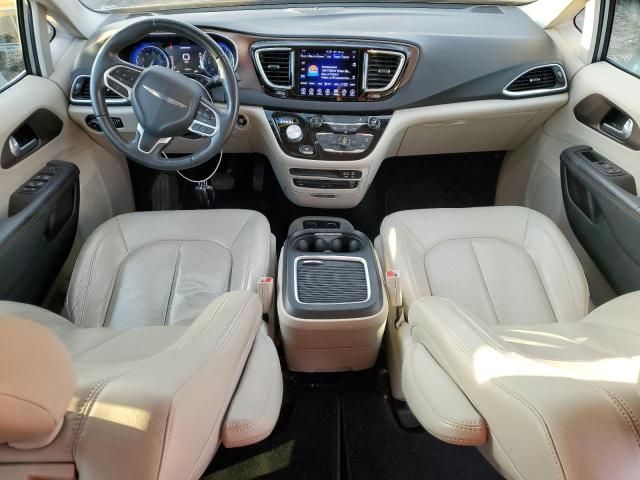 2017 Chrysler Pacifica Touring L Plus