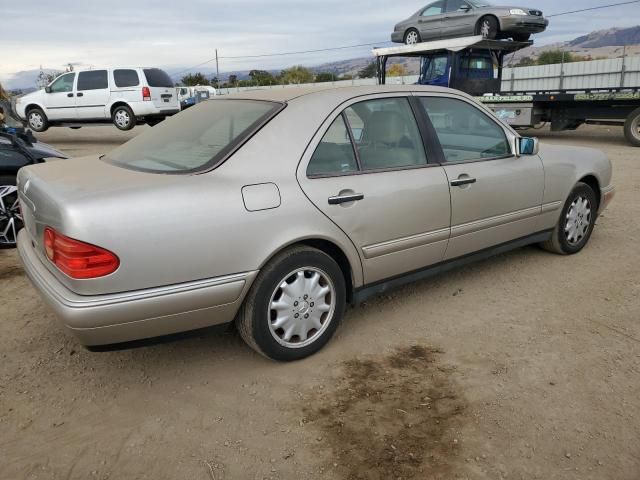 1998 Mercedes-Benz E 320