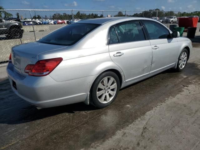 2005 Toyota Avalon XL