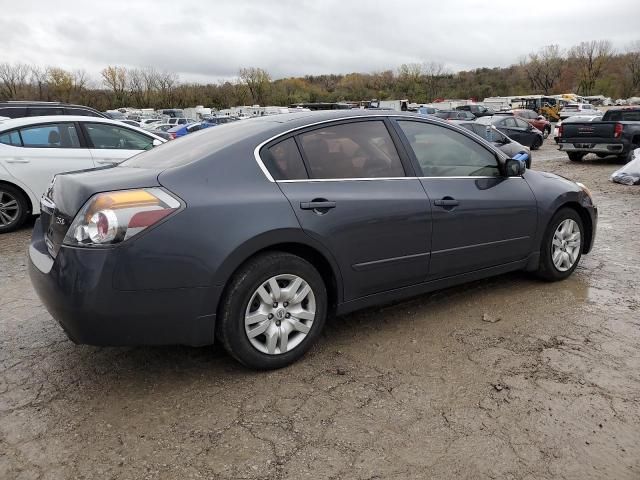 2010 Nissan Altima Base