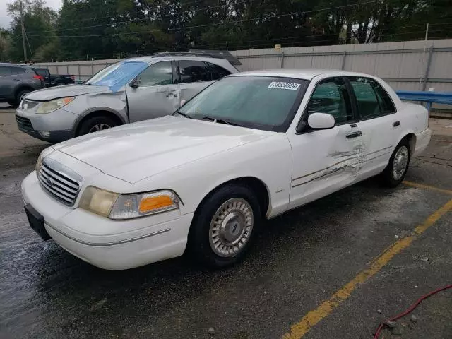 1999 Ford Crown Victoria