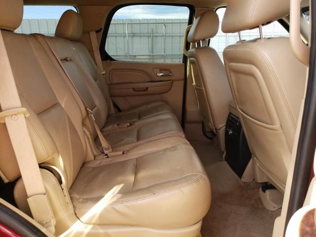 2011 Cadillac Escalade Luxury