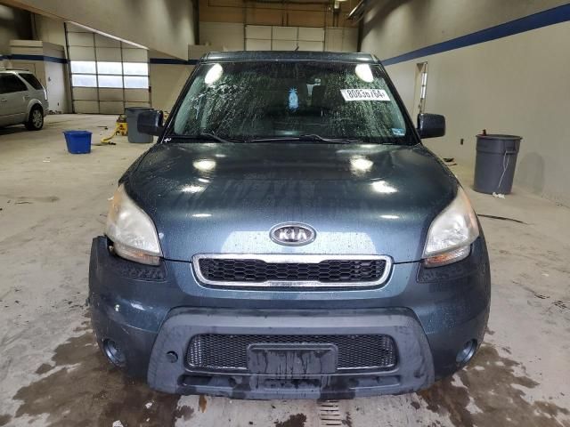 2011 KIA Soul +