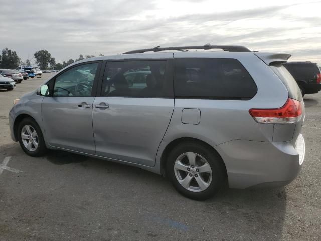 2011 Toyota Sienna LE